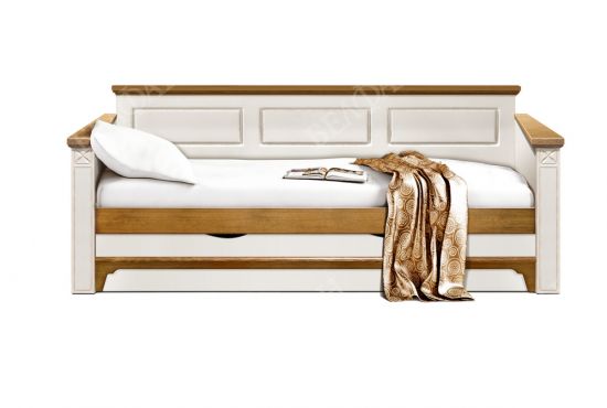 Диван кровать на деревянных ножках