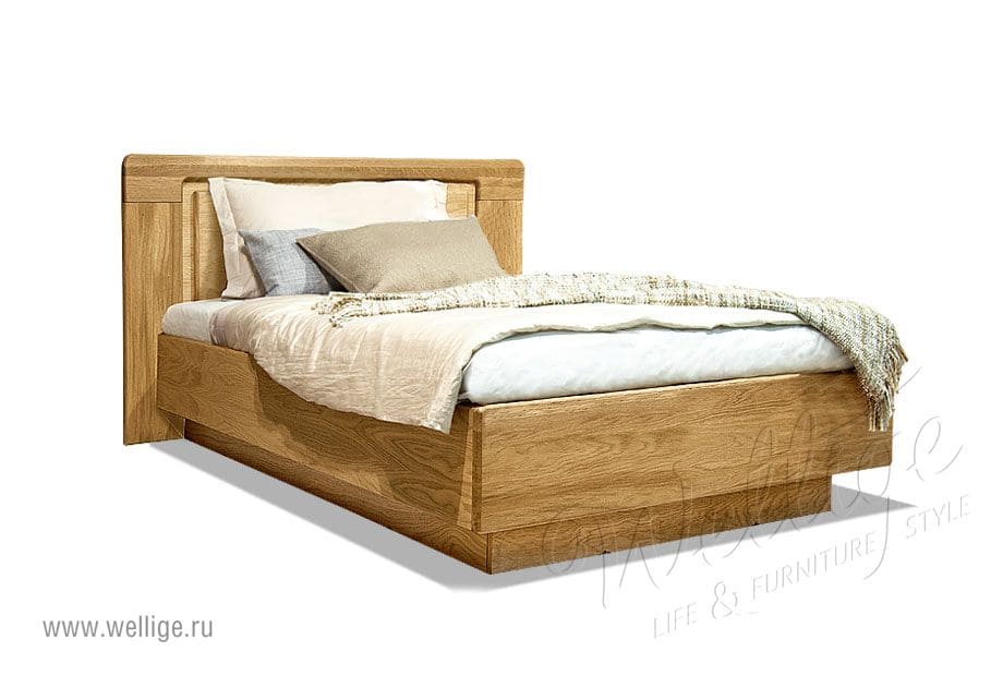 Кровать из массива машенька